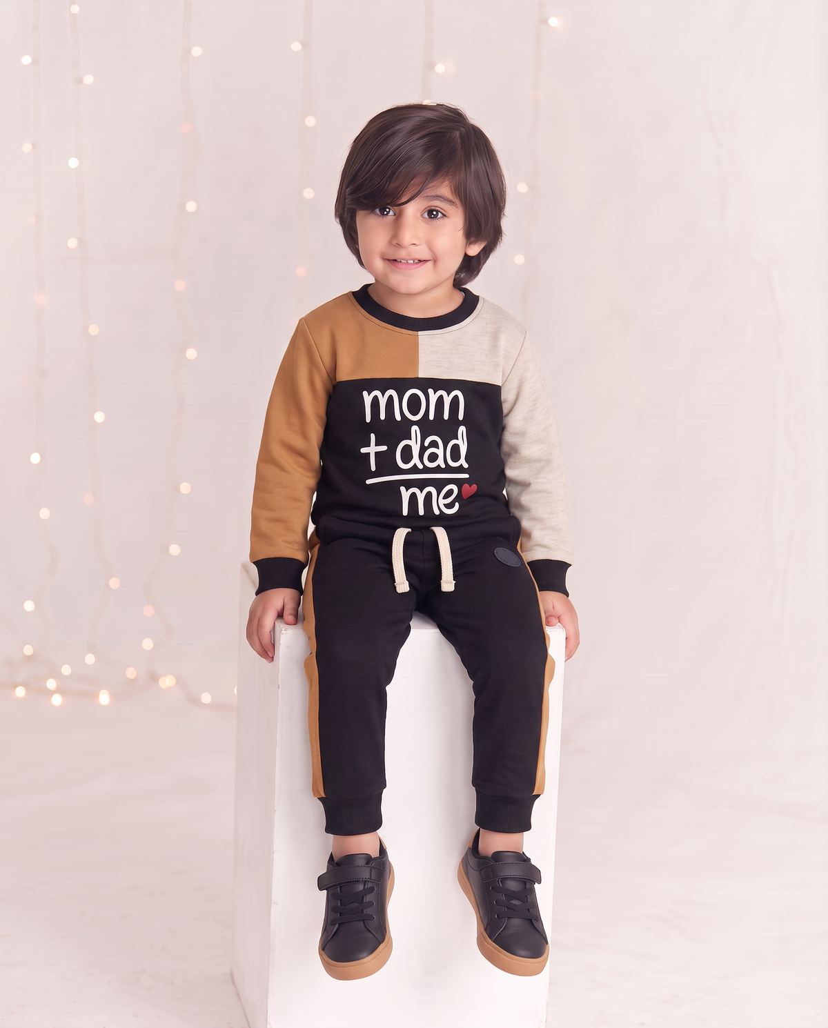 Kids Casual Outfit  Graphic Letter Mom+Dad=Me Sweatshirt With Panel Trouser Premium Quality Set